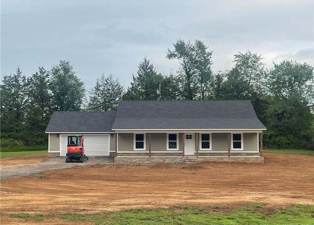 Property at 365 County Rd 3339, Clarksville, AR 72830, 3 beds, 2 baths