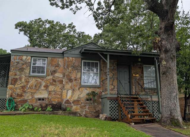 Property at 326 N Summit St, Little Rock, AR 72205, 2 beds, 1.5 baths