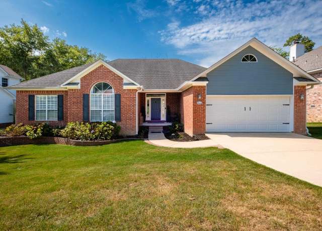 Property at 14201 Saint Michael Dr Dr, Little Rock, AR 72211, 3 beds, 2 baths