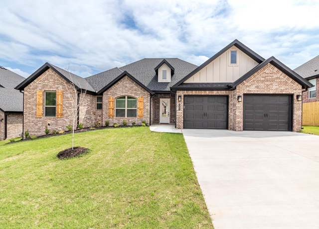 Property at 1401 Cittadella Ave, Tontitown, AR 72762, 4 beds, 2 baths