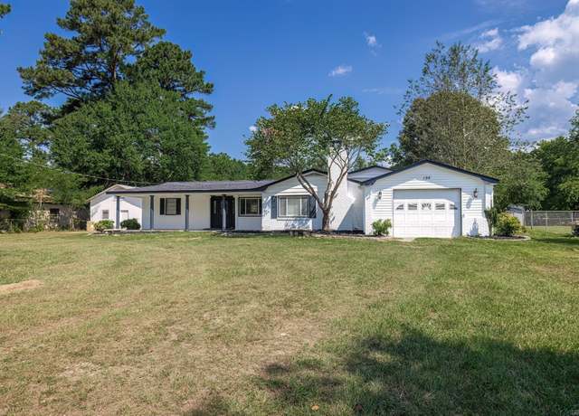 Property at 198 Lower Dam Pike, Arkadelphia, AR 71923, 4 beds, 2 baths