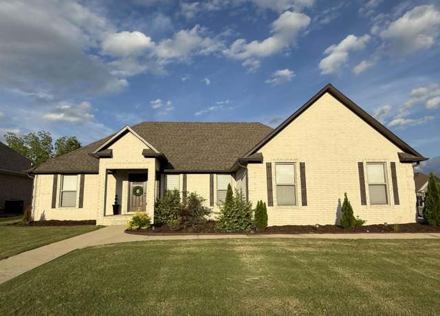 Property at 909 S 59th St, Paragould, AR 72450, 4 beds, 2 baths