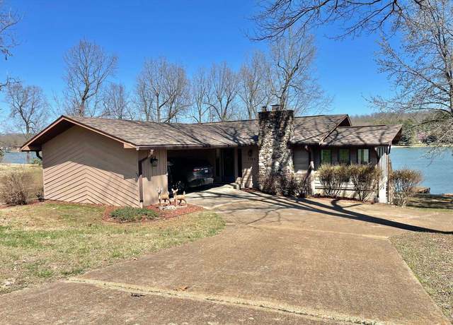 Property at 1104 Pearl Dr, Horseshoe Bend, AR 72512, 2 beds, 3 baths