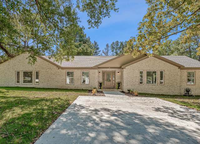 Property at 301 E Griffin St, Harrisburg, AR 72432, 4 beds, 2 baths