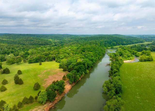Property at 169 Spring Ave, Hardy, AR 72542