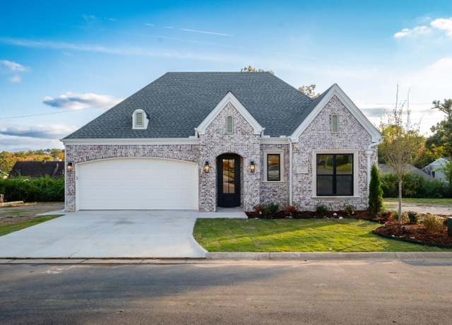 Property at 111 Mergeron Ct, Little Rock, AR 72212, 4 beds, 3.5 baths