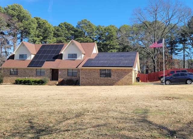 Property at 20 Hunt Dr, Cabot, AR 72023, 4 beds, 3 baths