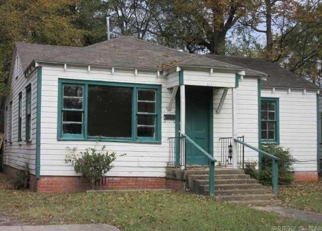 Property at 817 W 37th St, North Little Rock, AR 72118, 3 beds, 1 bath