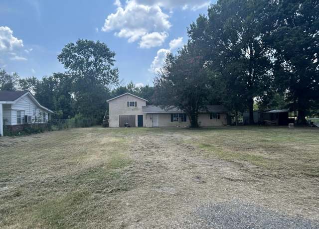 Property at 22 Charles St, Conway, AR 72032, 2 beds, 2 baths
