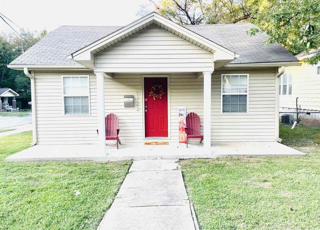 Property at 1122 W Jefferson, Jonesboro, AR 72401, 2 beds, 1 bath