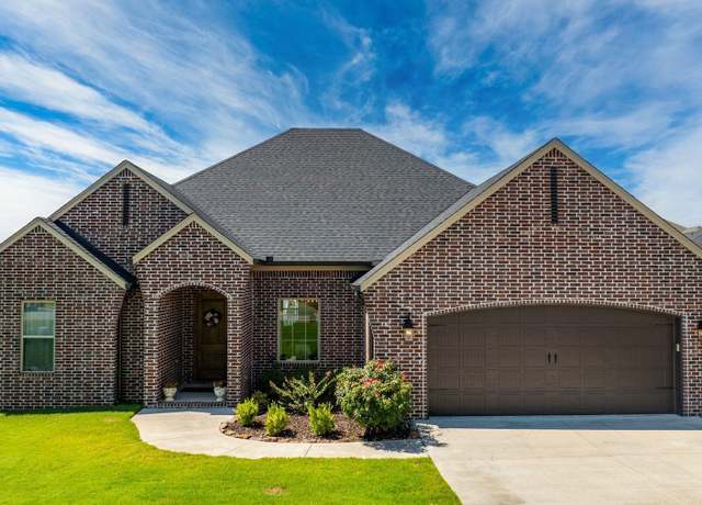 Property at 9844 Cliffside Dr Dr, Sherwood, AR 72120, 4 beds, 3 baths