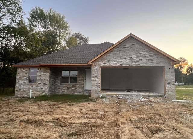 Property at 936 S Fir St, Beebe, AR 72012, 3 beds, 2 baths
