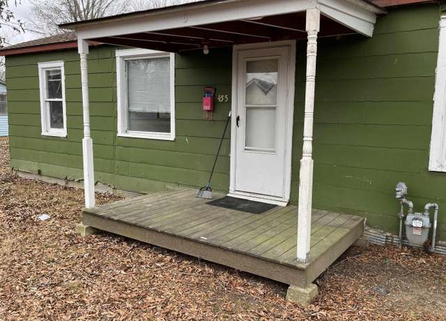 Property at 455 E Davis St, Piggott, AR 72454, 2 beds, 1 bath