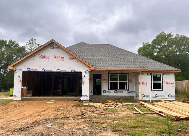 Property at 926 S Fir St, Beebe, AR 72012, 3 beds, 2 baths