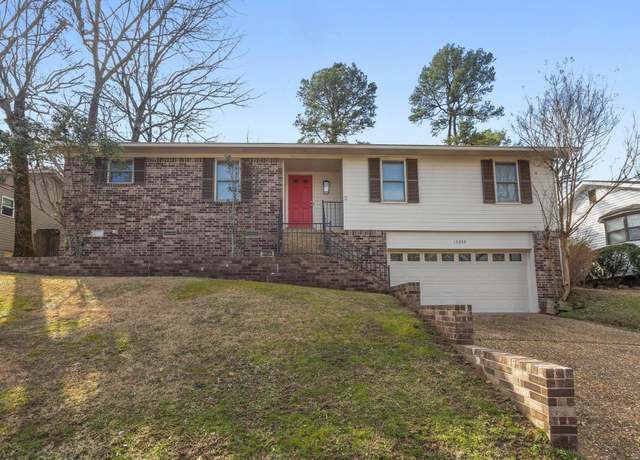 Property at 13209 Pleasant Forest Dr, Little Rock, AR 72212, 3 beds, 2 baths
