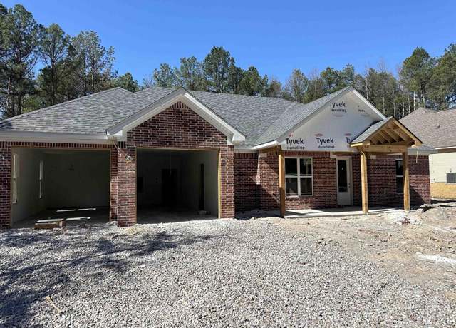 Property at 24 Arturo Ln, Hot Springs Village, AR 71909, 4 beds, 2 baths