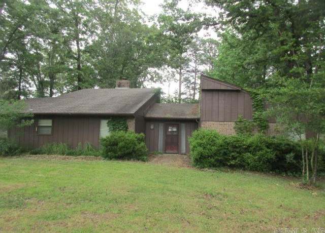 Property at 6601 Twin Oaks Ln, Pine Bluff, AR 71603, 3 beds, 2 baths