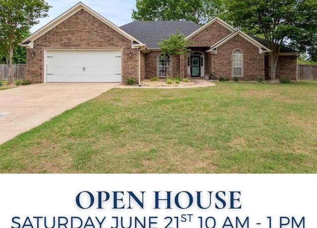 Property at 13 Sarah's Pl, Vilonia, AR 72173, 4 beds, 2 baths