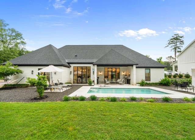Property at 144 Thornbury Ct, Hot Springs, AR 71901, 4 beds, 2.5 baths
