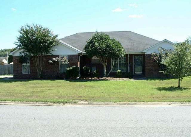 Property at 2705 Mackenzie, Conway, AR 72034, 3 beds, 2 baths