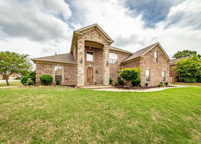Property at 1916 Oakbrook Dr, Sherwood, AR 72120, 4 beds, 3 baths