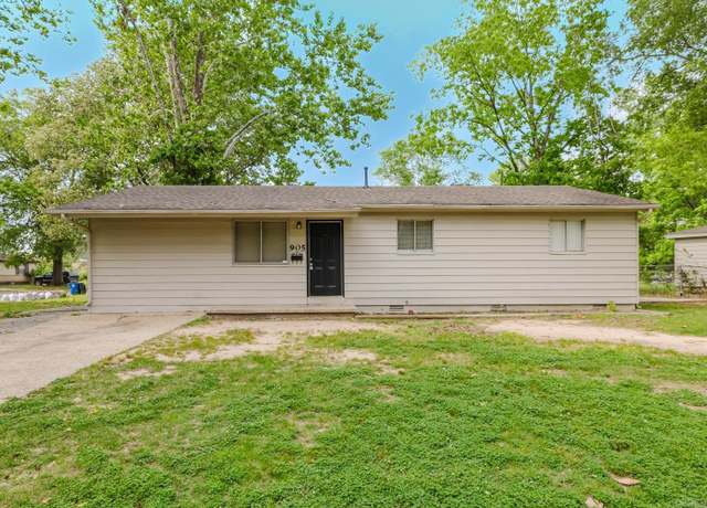 Property at 905 Roseclair Dr, North Little Rock, AR 72117, 3 beds, 1 bath