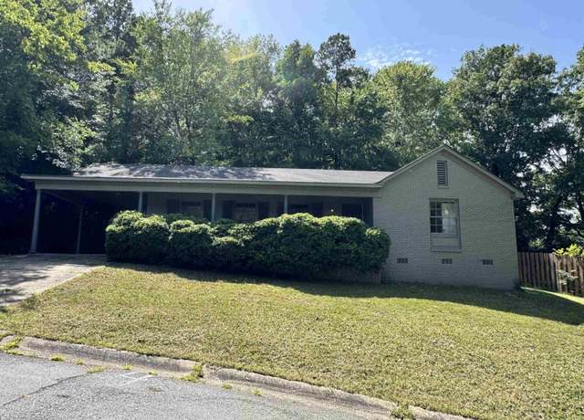 Property at 4 Brookridge Cv, Little Rock, AR 72205, 3 beds, 2 baths