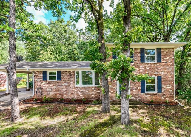 Property at 7002 Amherst Dr, Little Rock, AR 72205, 4 beds, 2 baths