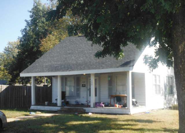 Property at 208 NE Front, Walnut Ridge, AR 72467, 2 beds, 1 bath