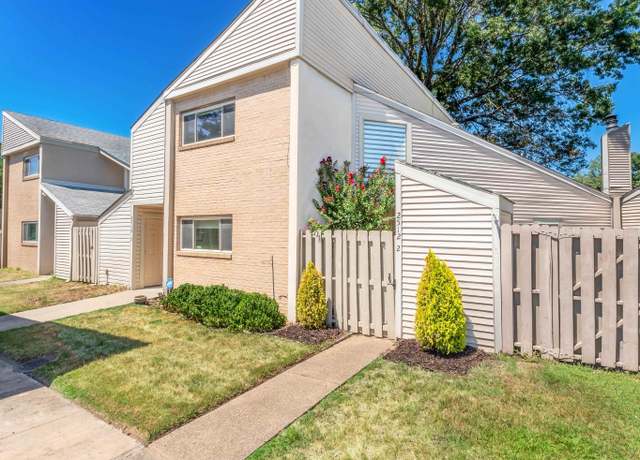 Property at 2512 Riverfront Dr Unit 2, Little Rock, AR 72202, 2 beds, 2.5 baths