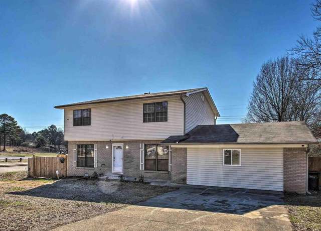 Property at 201 Fairwood Cir, Hot Springs, AR 71913, 5 beds, 3 baths