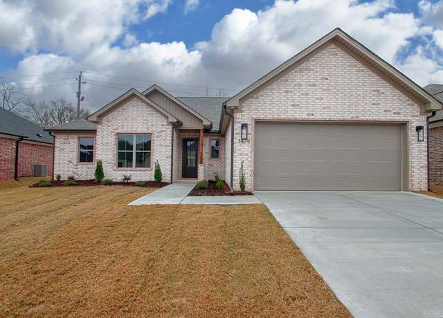 Property at 3879 Spencer Crossing Dr, Benton, AR 72019, 4 beds, 2 baths