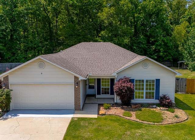 Property at 308 Weathering Ln, Austin, AR 72007, 3 beds, 2 baths