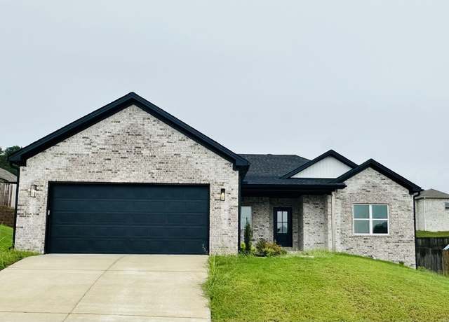 Property at 5013 Clover Brook Dr, Bryant, AR 72022, 3 beds, 2 baths