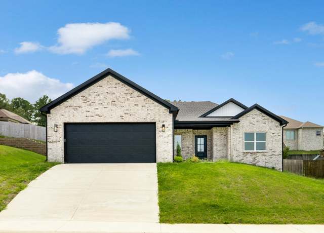 Property at 5013 Clover Brook Dr, Bryant, AR 72022, 3 beds, 2 baths