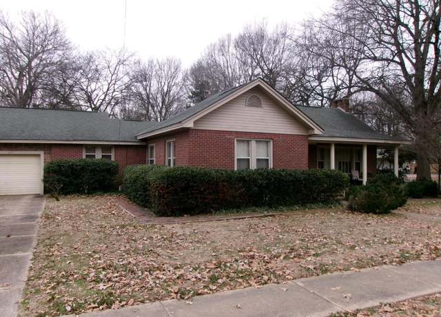 Property at 209 Fisher Ave, Monette, AR 72447, 3 beds, 2 baths