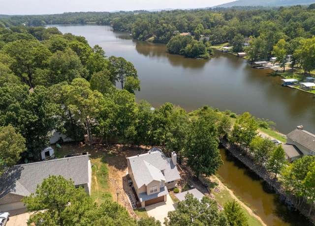 Property at 109 Chisholm Trl, Hot Springs, AR 71913, 3 beds, 2.5 baths