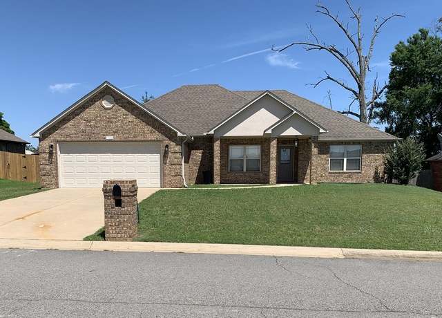 Property at 102 Wildflower Dr, Beebe, AR 72012, 4 beds, 3 baths