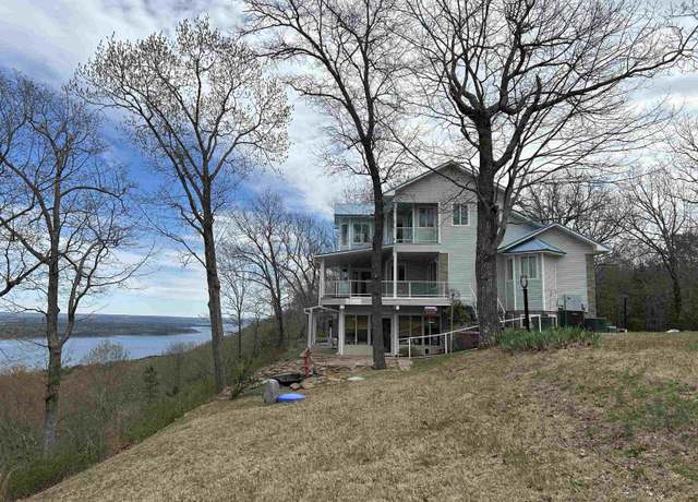 Property at 690 Cliffview, Quitman, AR 72131, 4 beds, 3.5 baths