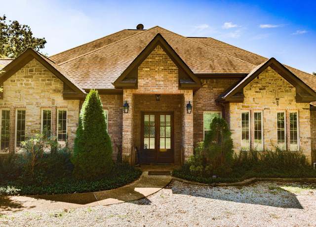 Property at 10850 Hwy 7 N, Jessieville, AR 71949, 4 beds, 3.5 baths