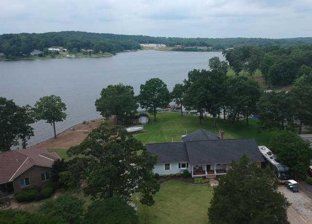 Property at 1803 Fairwater Cir, Horseshoe Bend, AR, 3 beds, 2.5 baths