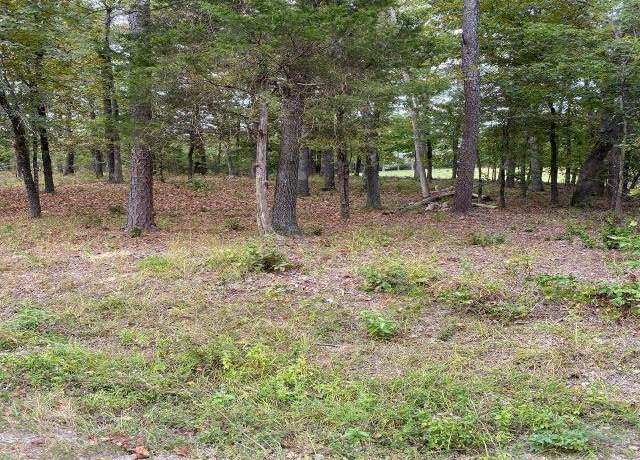 Property at 28 Princesa Dr, Hot Springs Village, AR 71909
