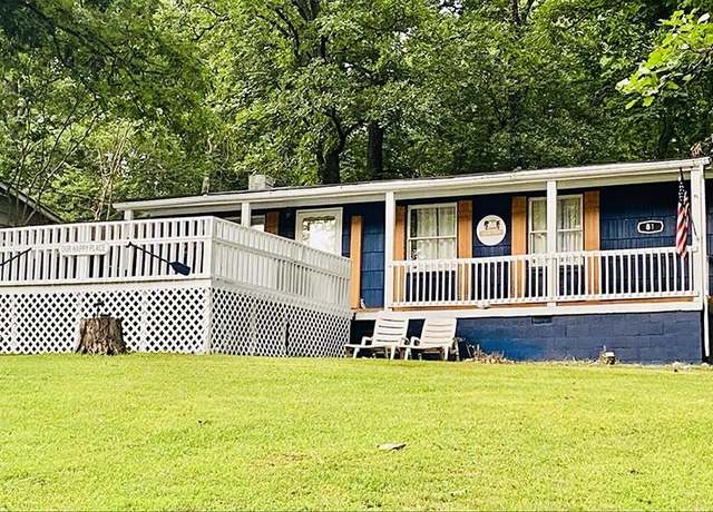 Property at 81 E Lakeshore Dr, Cherokee Village, AR 72529, 3 beds, 1.5 baths