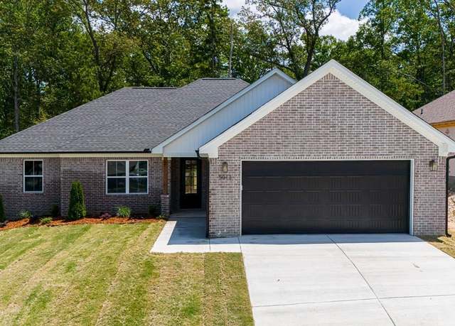 Property at 5013 Springwood Cir, Bryant, AR 72022, 4 beds, 2 baths