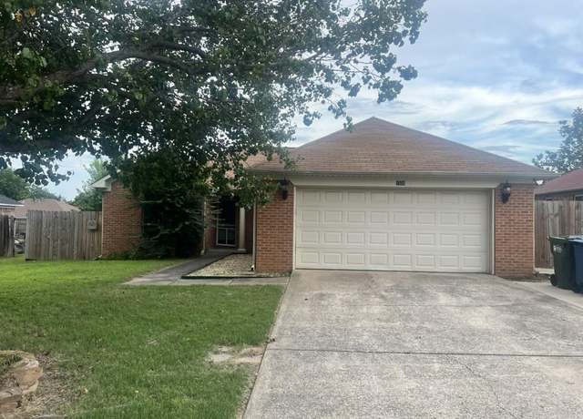 Property at 1550 Hathaway Dr, Conway, AR 72034, 3 beds, 2 baths