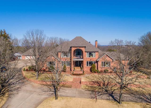 Property at 350 Grandview Hts, Conway, AR 72032, 5 beds, 4.5 baths