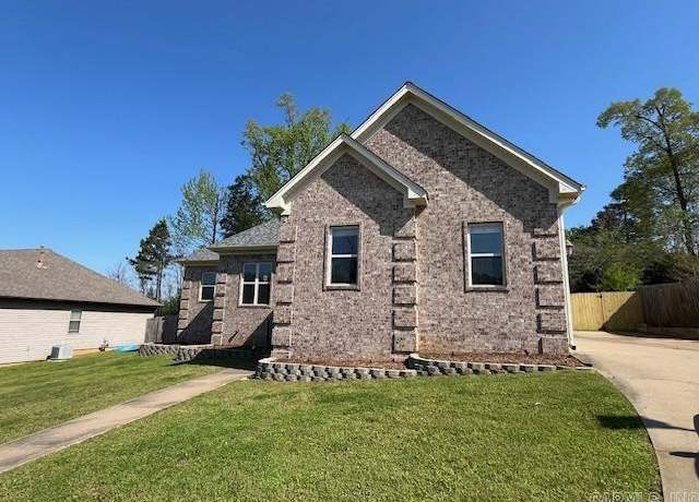 Property at 722 Maia Loop, Benton, AR 72019, 3 beds, 2 baths