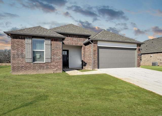 Property at 325 Cain Trl, Maumelle, AR 72113, 3 beds, 2 baths