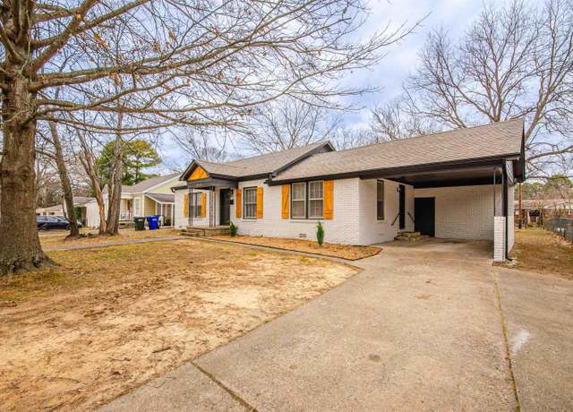 Property at 2010 Hairston St, Conway, AR 72034, 2 beds, 1 bath