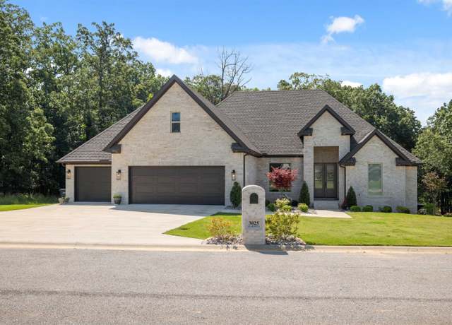 Property at 3025 Mallard Pointe Ln, Jonesboro, AR 72404, 5 beds, 4.5 baths